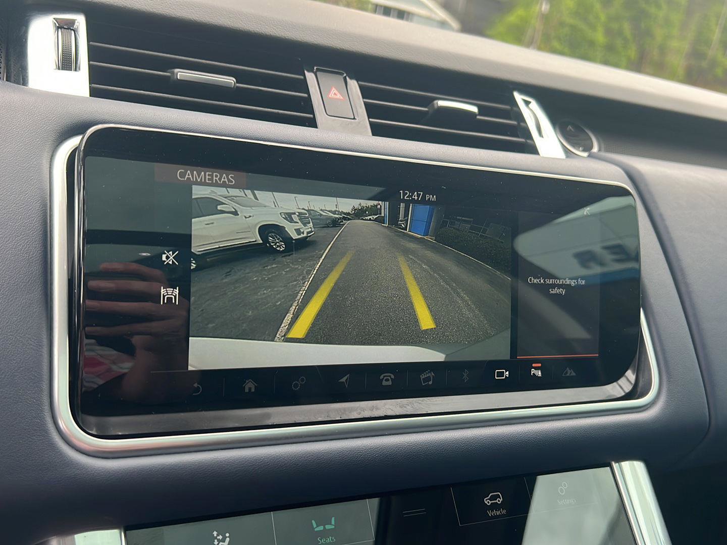 Used 2020 Land Rover Range Rover Sport HSE Dynamic image 27