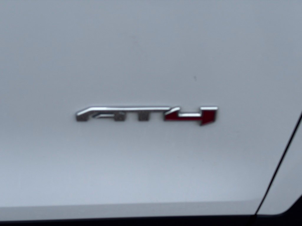 Certified 2023 GMC Terrain AT4 w/ Tech Package AWD/4WD image 14