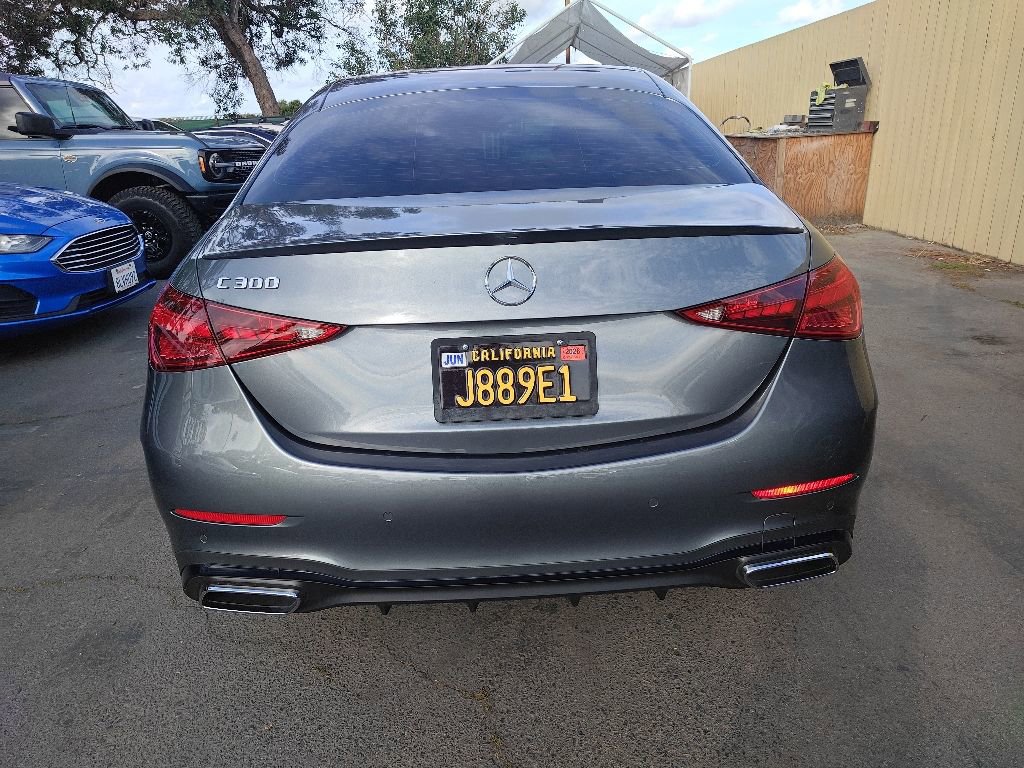 Used 2024 Mercedes-Benz C 300 Sedan image 4
