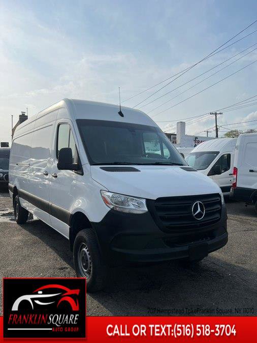 Used 2023 Mercedes-Benz Sprinter 2500 w/ Acoustic Package image 4