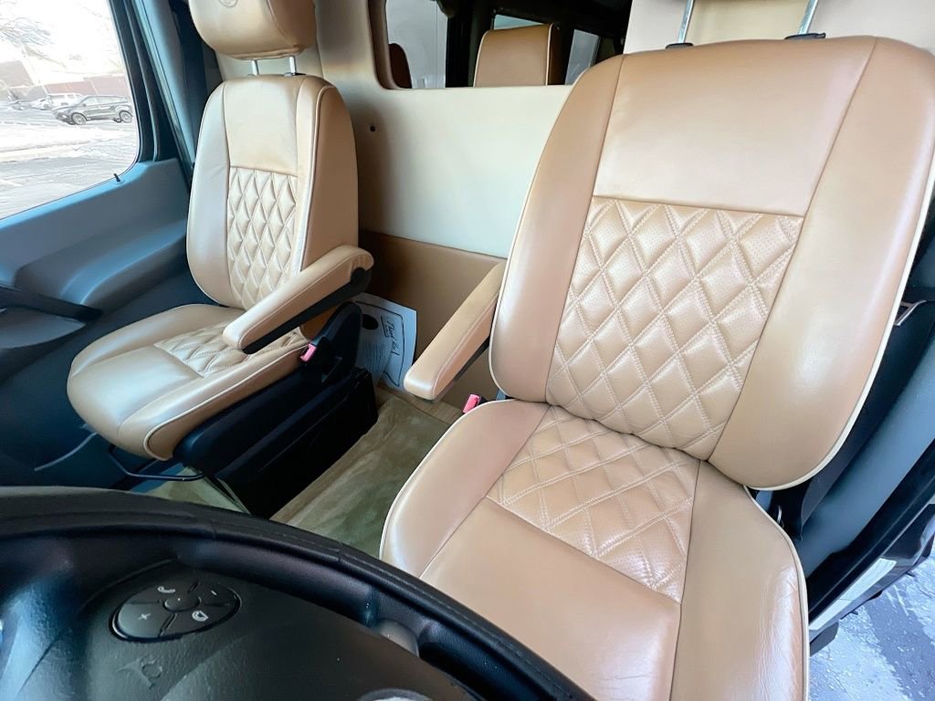 Used 2015 Mercedes-Benz Sprinter 2500 image 19