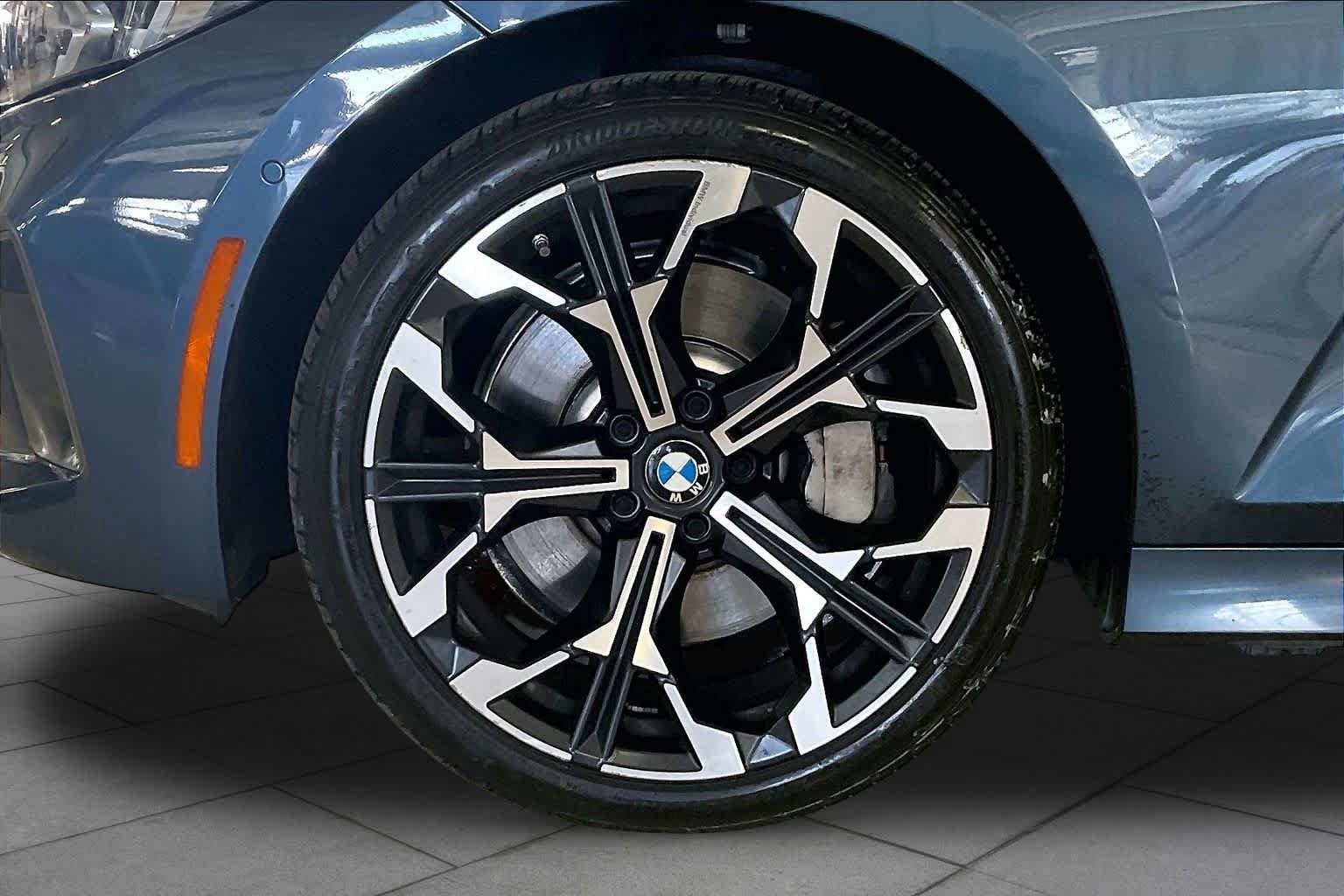 Used 2025 BMW 330i Sedan RWD image 10