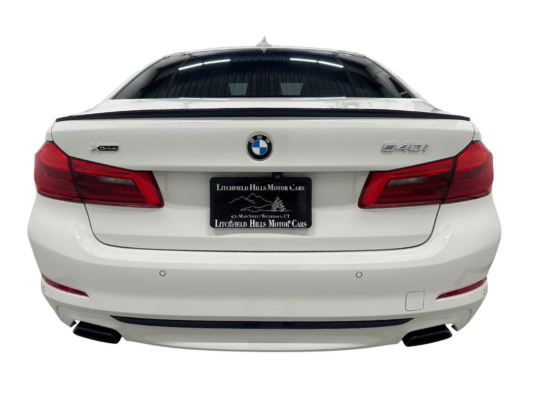 Used 2018 BMW 540i xDrive w/ Premium Package image 5