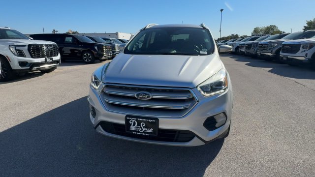 Used 2018 Ford Escape Titanium FWD image 4