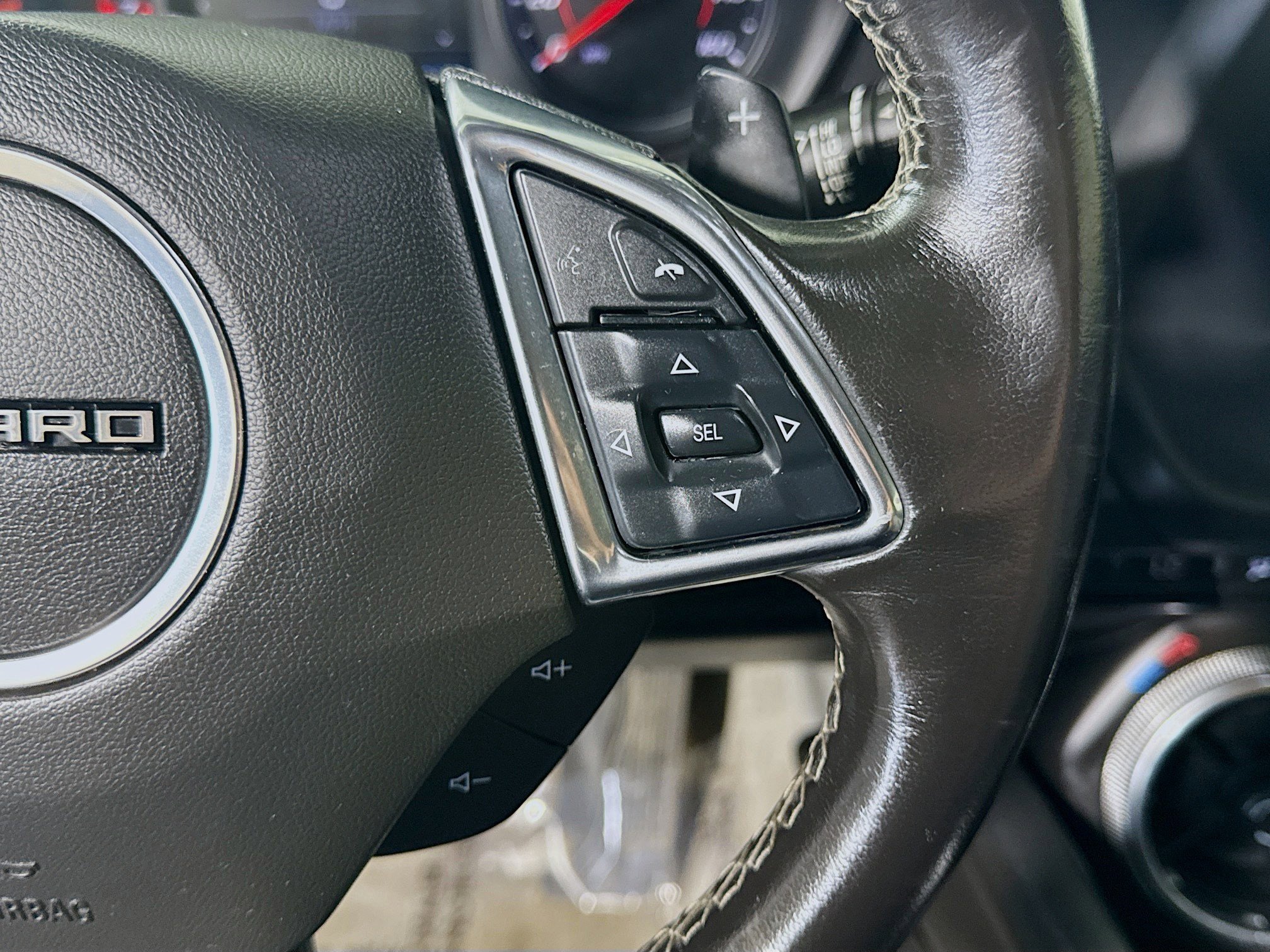 Used 2023 Chevrolet Camaro LT RWD image 15