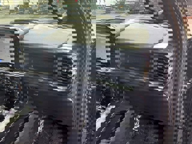 Used 2025 Ford F150 STX AWD/4WD image 17