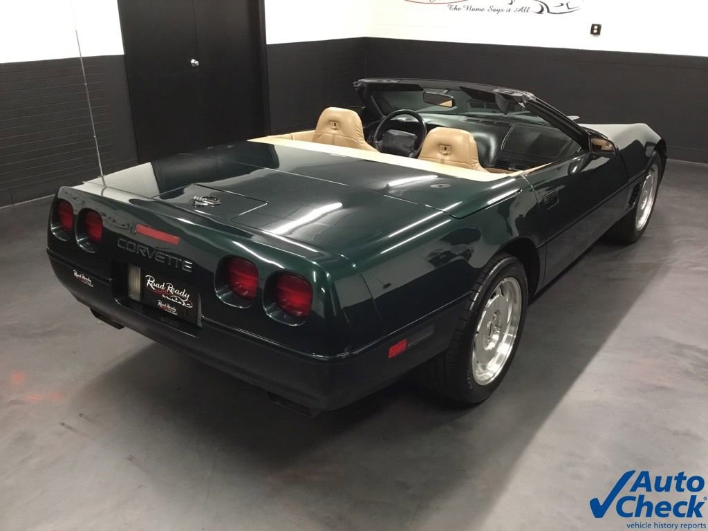 Used 1995 Chevrolet Corvette Convertible RWD image 11