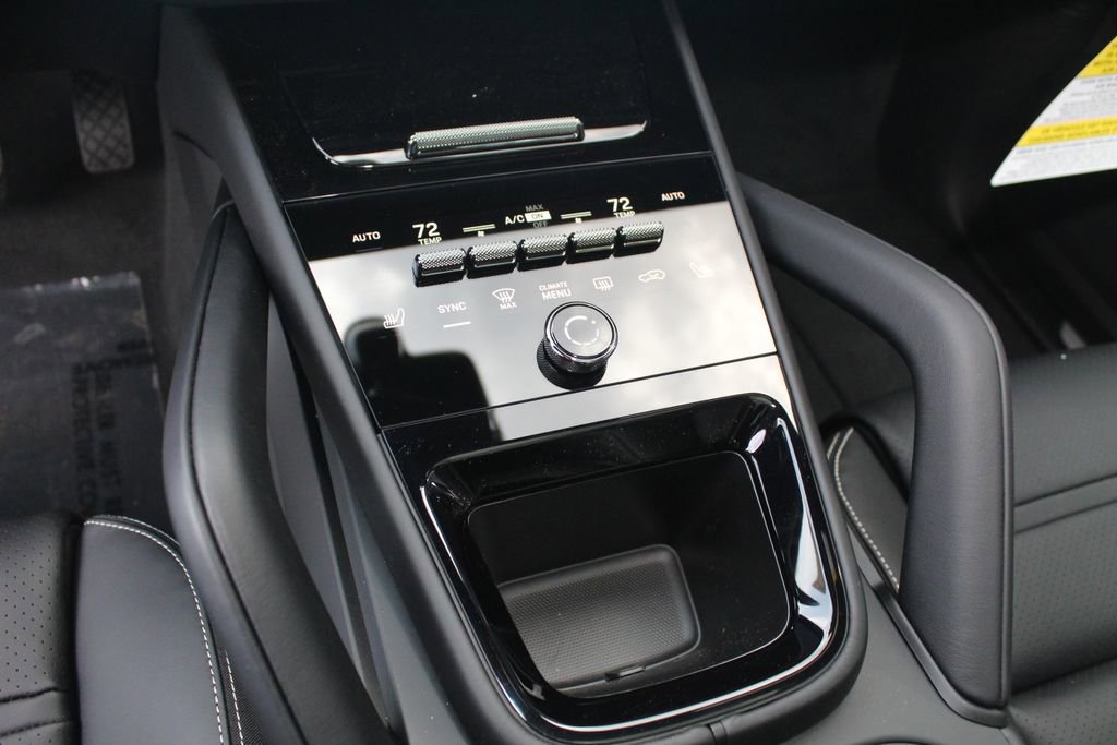 New 2026 Porsche Cayenne E-Hybrid image 16