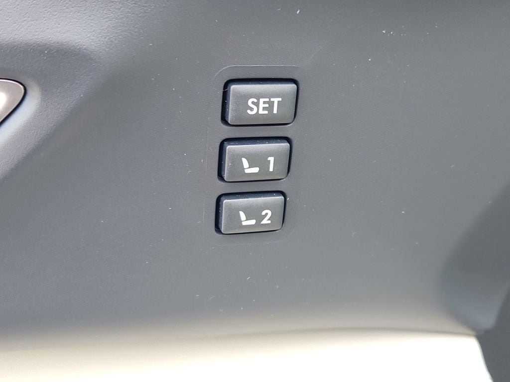 New 2026 Subaru Ascent Limited AWD/4WD image 11