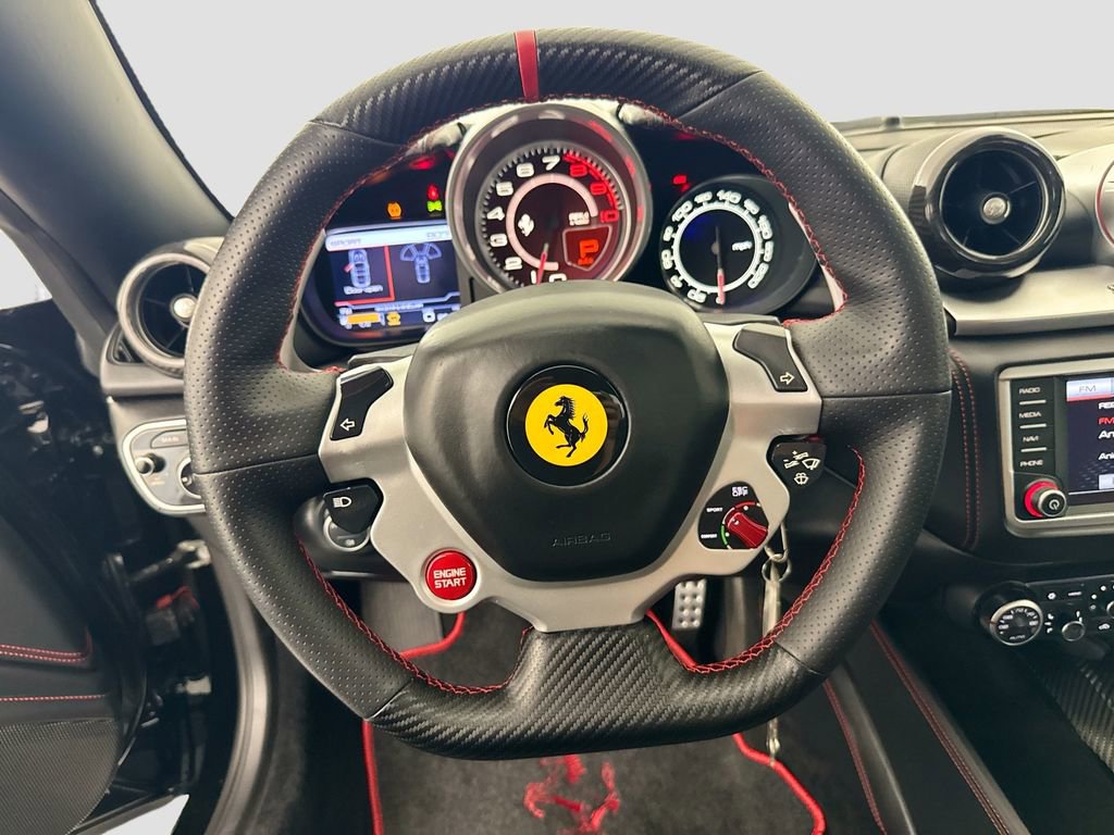 Used 2017 Ferrari California T image 11