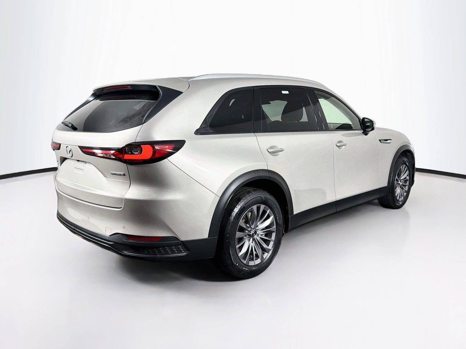 Used 2025 MAZDA CX-90 3.3 Turbo w/ Preferred Package AWD/4WD image 11