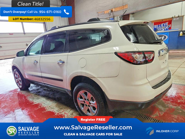 Used 2013 Chevrolet Traverse LS image 3