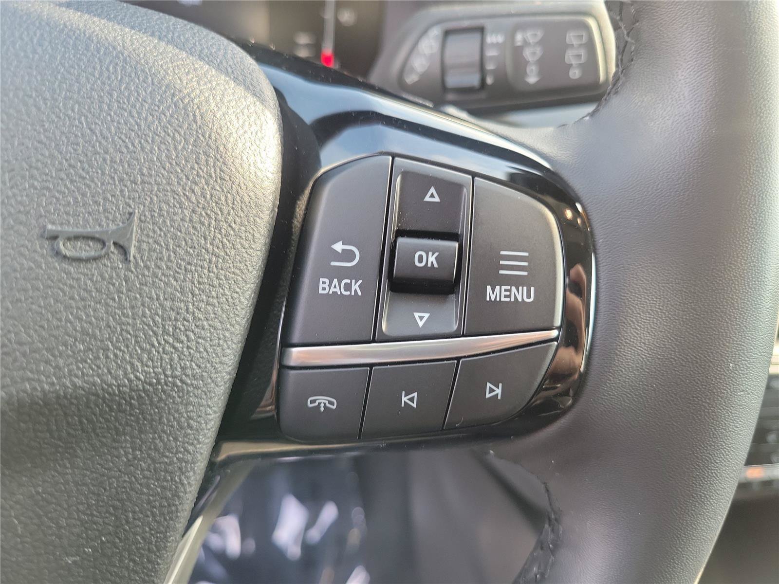 Used 2023 Ford Escape Active w/ Cold Weather Package FWD image 25