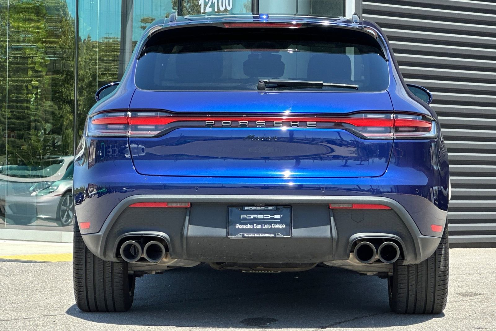 Used 2024 Porsche Macan AWD/4WD image 7