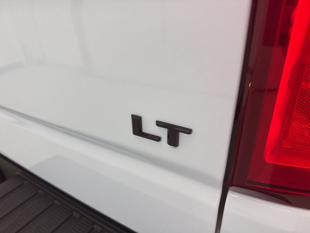 Used 2024 Chevrolet Silverado 1500 LT Trail Boss w/ Convenience Package II AWD/4WD image 9