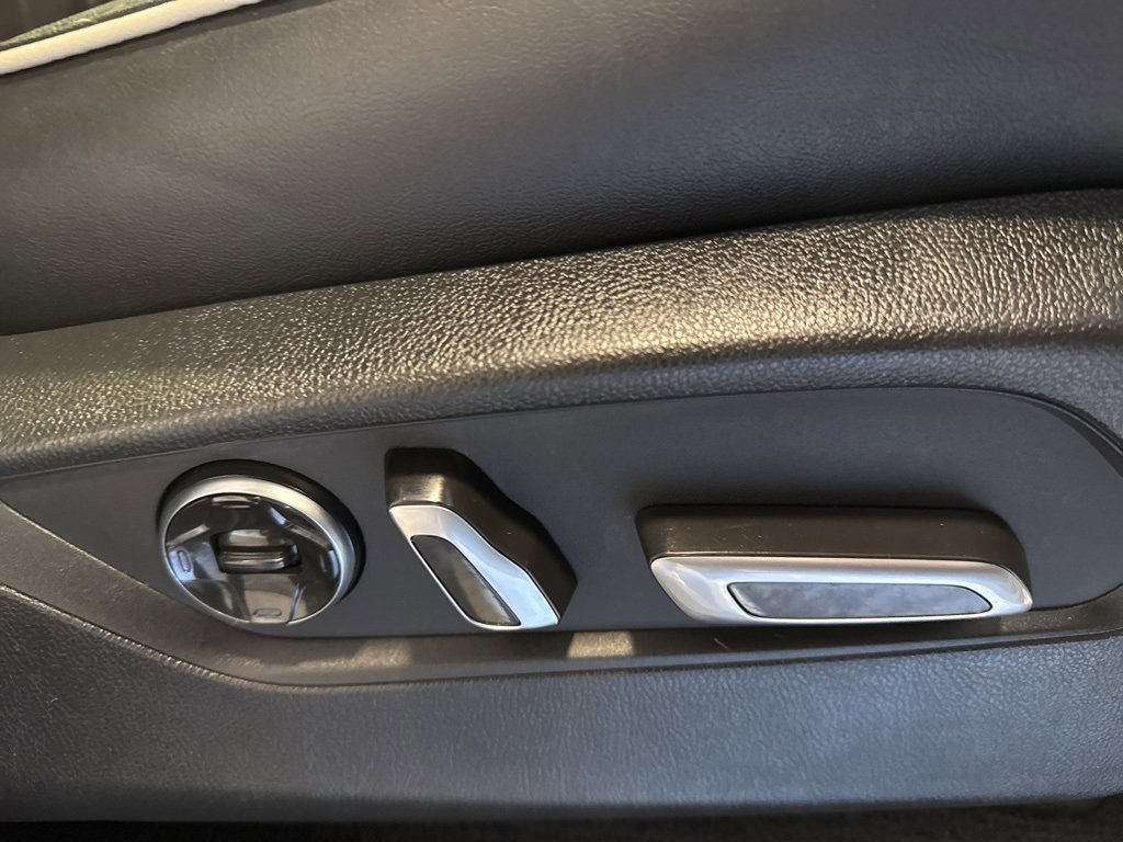 Used 2022 Acura MDX SH-AWD w/ Advance Package image 34