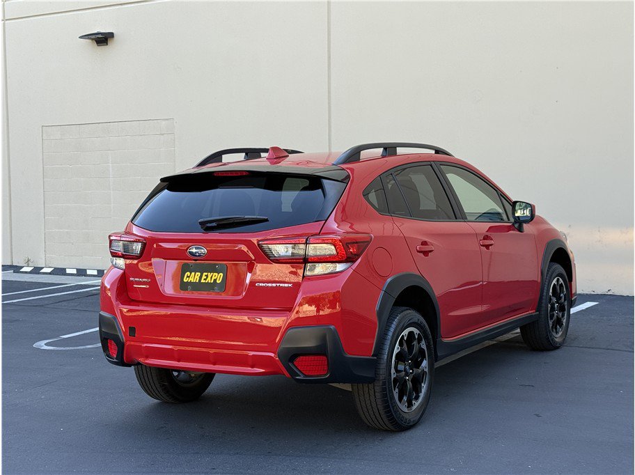 Used 2022 Subaru Crosstrek 2.0i Premium AWD/4WD image 6