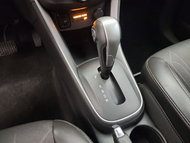 Used 2018 Chevrolet Trax LT w/ LT Convenience Package image 23