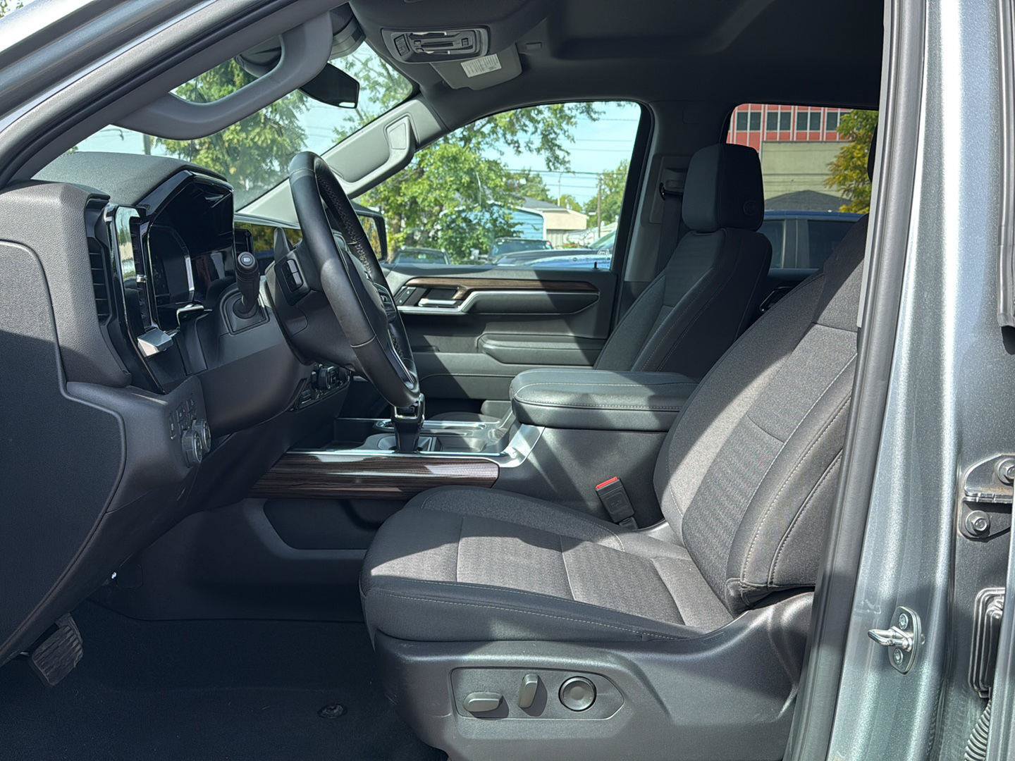 Used 2024 Chevrolet Silverado 1500 RST w/ True North Edition Plus AWD/4WD image 9