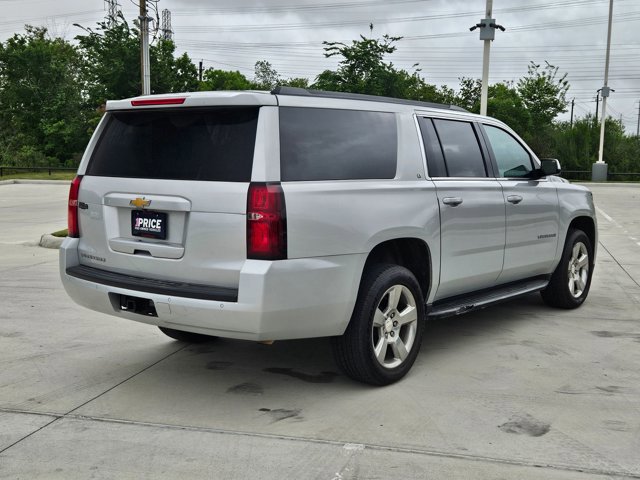 Used 2020 Chevrolet Suburban LT w/ Max Trailering Package image 5