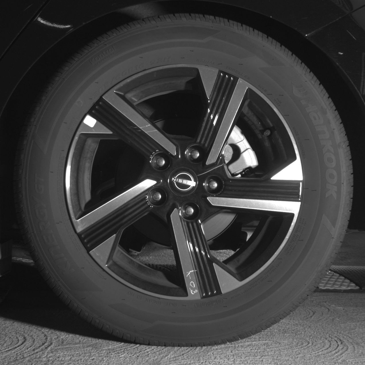 Used 2025 Nissan Sentra SV FWD image 14