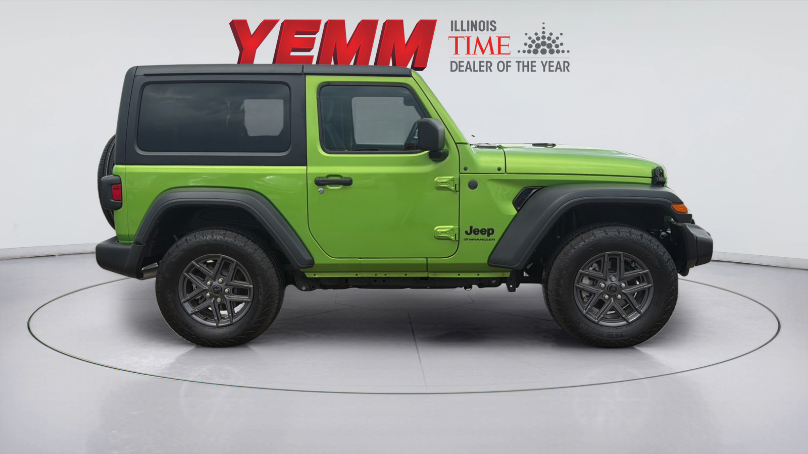 Used 2025 Jeep Wrangler Sport AWD/4WD image 9