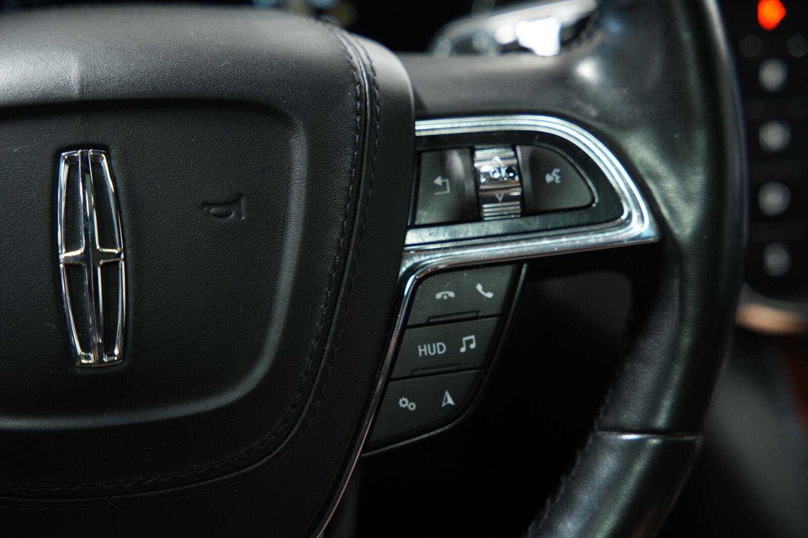 Used 2019 Lincoln Continental Reserve AWD/4WD image 46