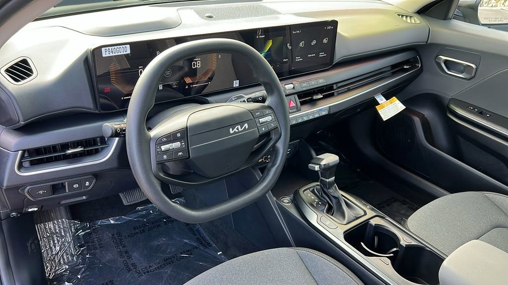 Certified 2025 Kia K4 LX image 9