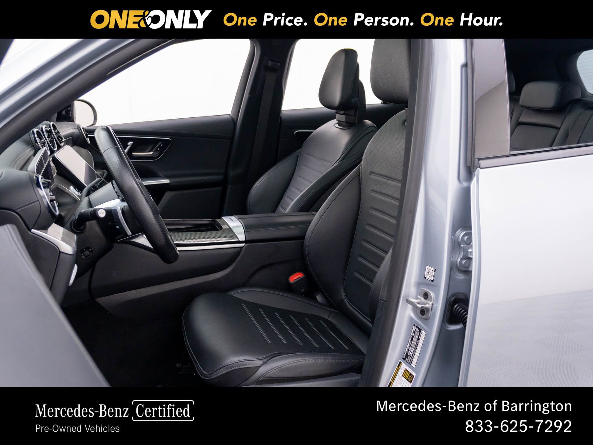 Used 2023 Mercedes-Benz GLC 300 4MATIC w/ AMG Line image 17