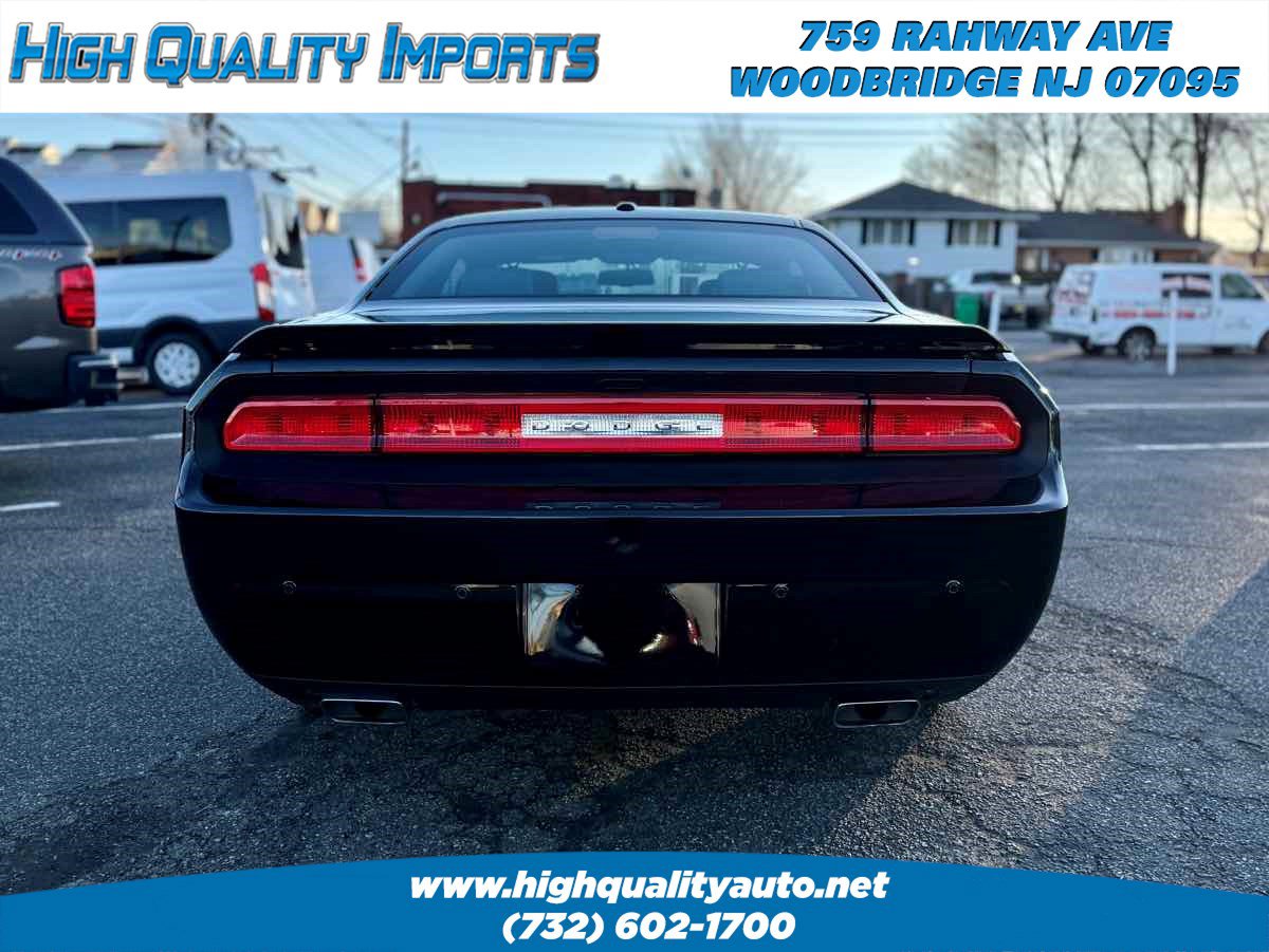 Used 2013 Dodge Challenger R/T Plus image 7