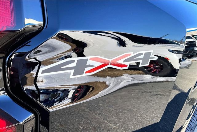 New 2026 Chevrolet Colorado LT image 9