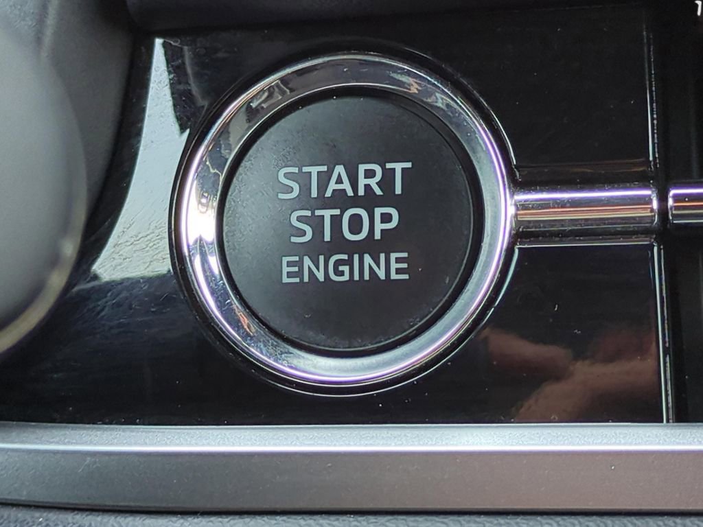 Used 2022 Mitsubishi Outlander SEL Black Edition image 25