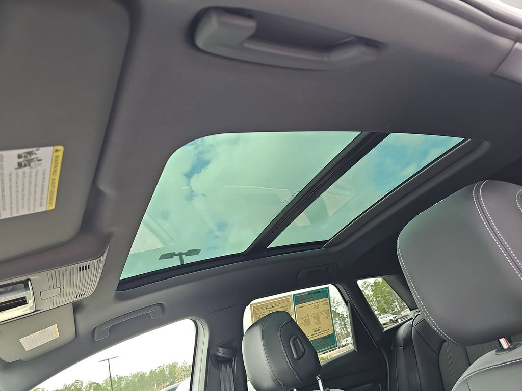 Used 2023 Audi Q4 e-tron Premium Plus w/ Premium Plus image 34