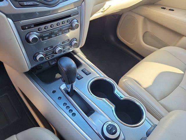 Used 2020 Nissan Pathfinder SL AWD/4WD image 32