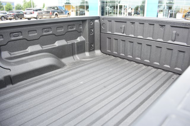New 2026 Chevrolet Colorado W/T w/ WT Custom Package AWD/4WD image 12