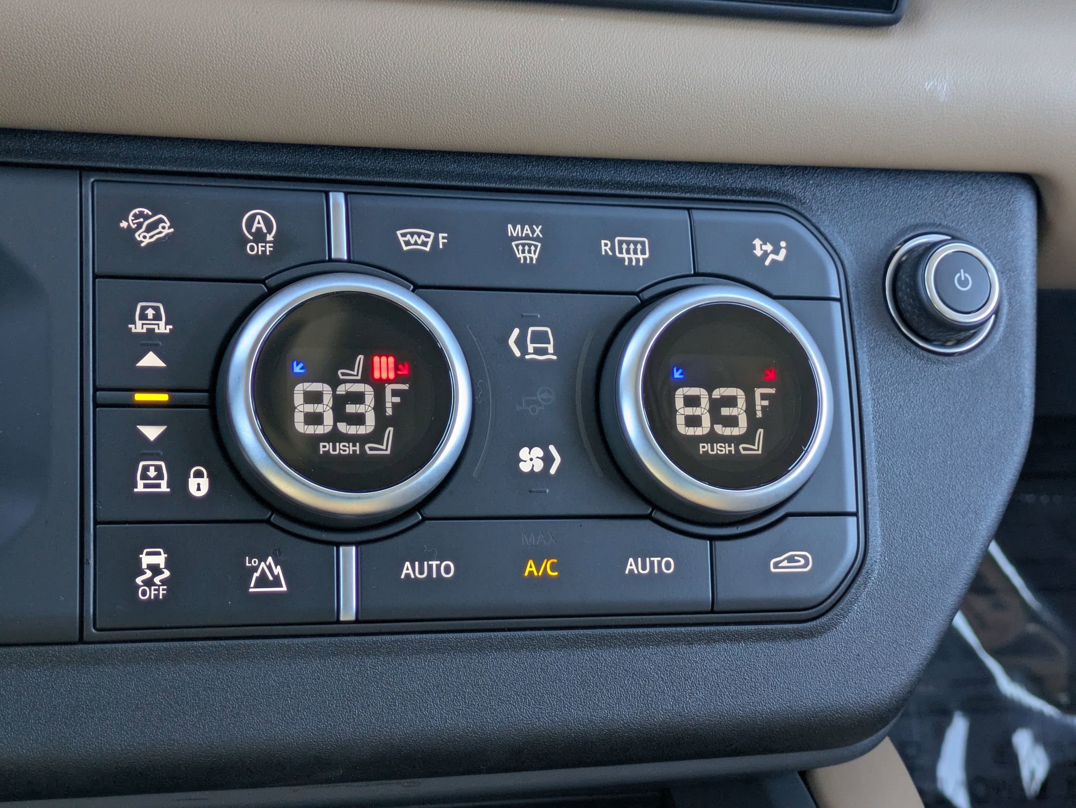 Used 2025 Land Rover Defender 110 X-Dynamic SE image 16