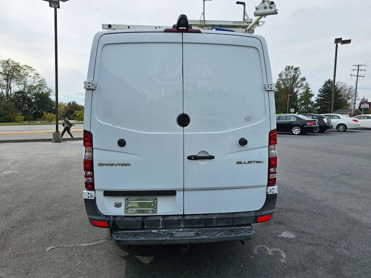 Used 2014 Mercedes-Benz Sprinter 2500 image 4