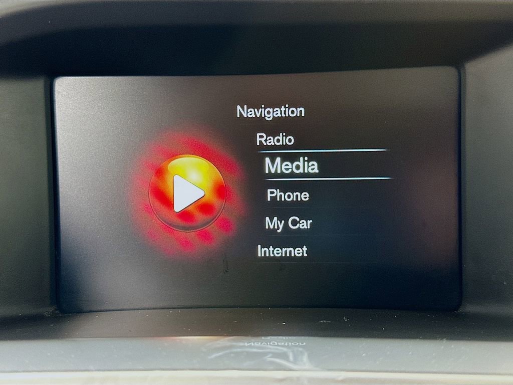 Used 2016 Volvo S60 T5 Premier image 14