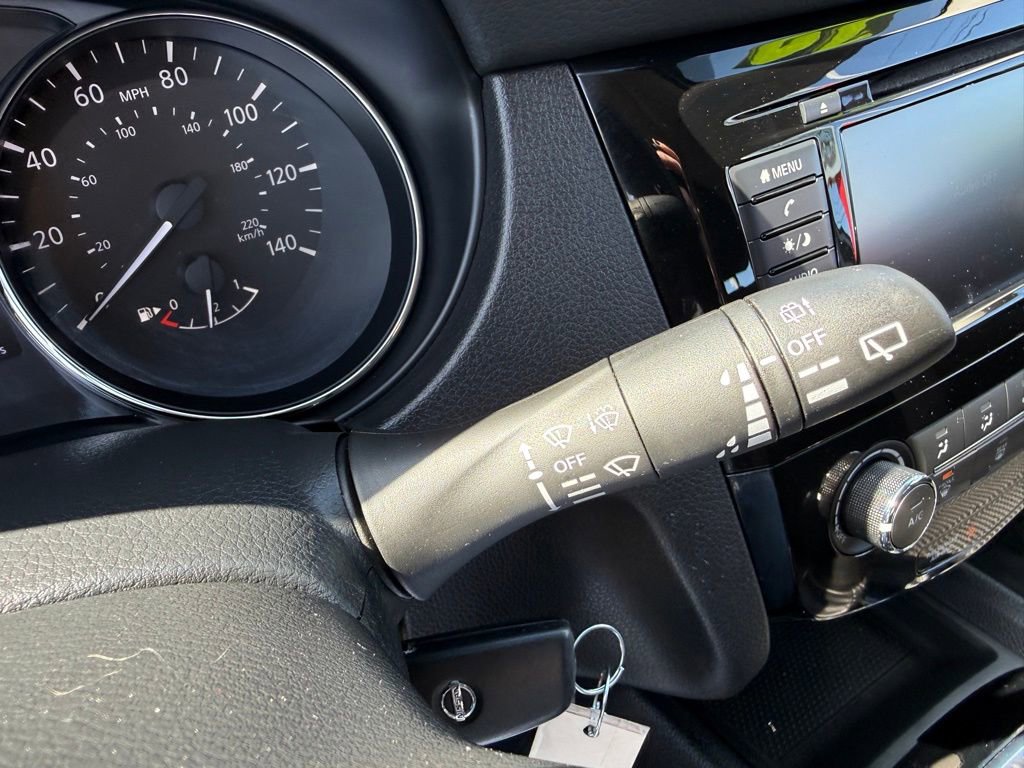 Certified 2022 Nissan Rogue Sport S AWD/4WD image 29