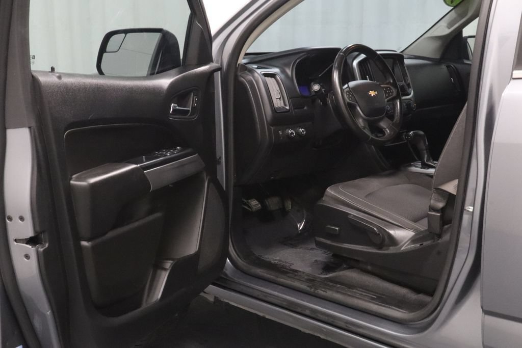 Used 2020 Chevrolet Colorado LT w/ Safety Package AWD/4WD image 15