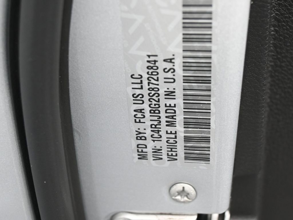 Used 2025 Jeep Grand Cherokee L Limited image 15