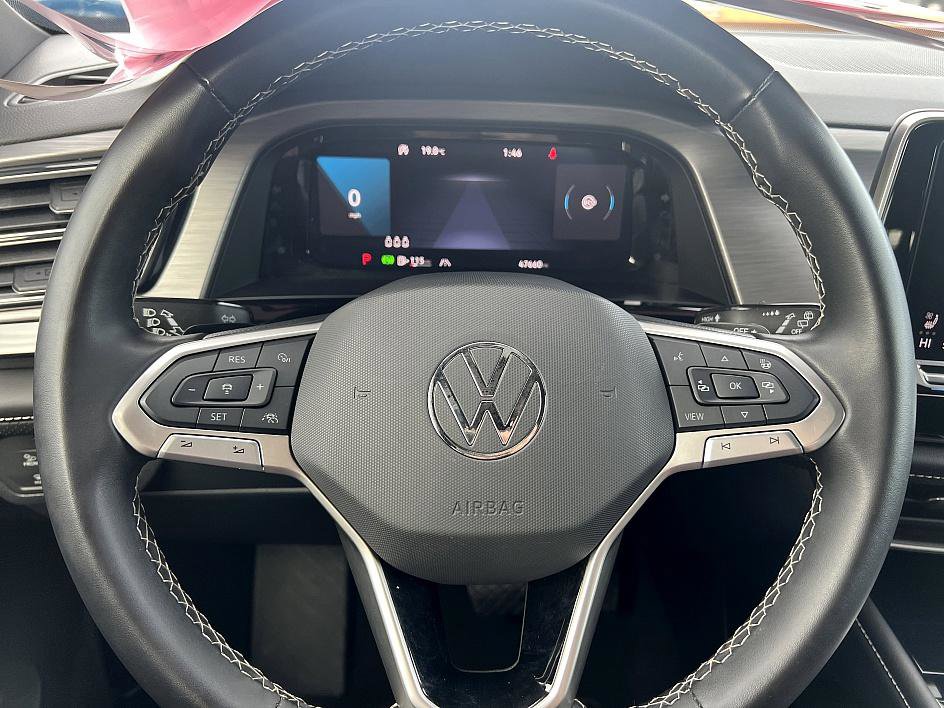 Used 2024 Volkswagen Atlas Cross Sport SE image 21