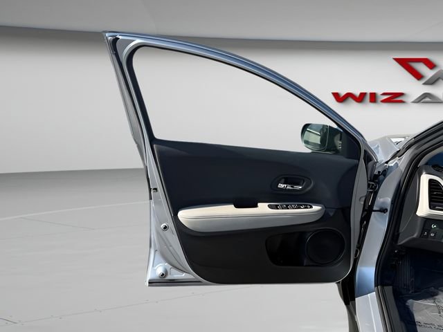 Used 2021 Honda HR-V LX image 13