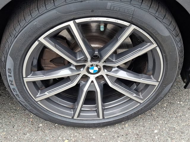 Used 2021 BMW 330i xDrive Sedan w/ Convenience Package AWD/4WD image 8