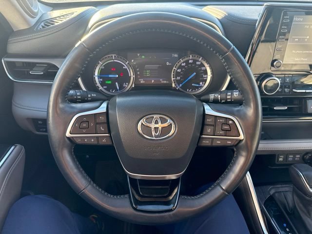 Used 2022 Toyota Highlander Limited AWD/4WD image 15