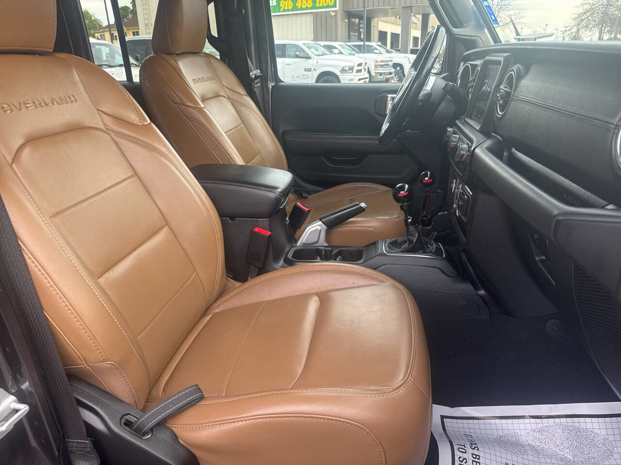 Used 2020 Jeep Gladiator Overland image 16