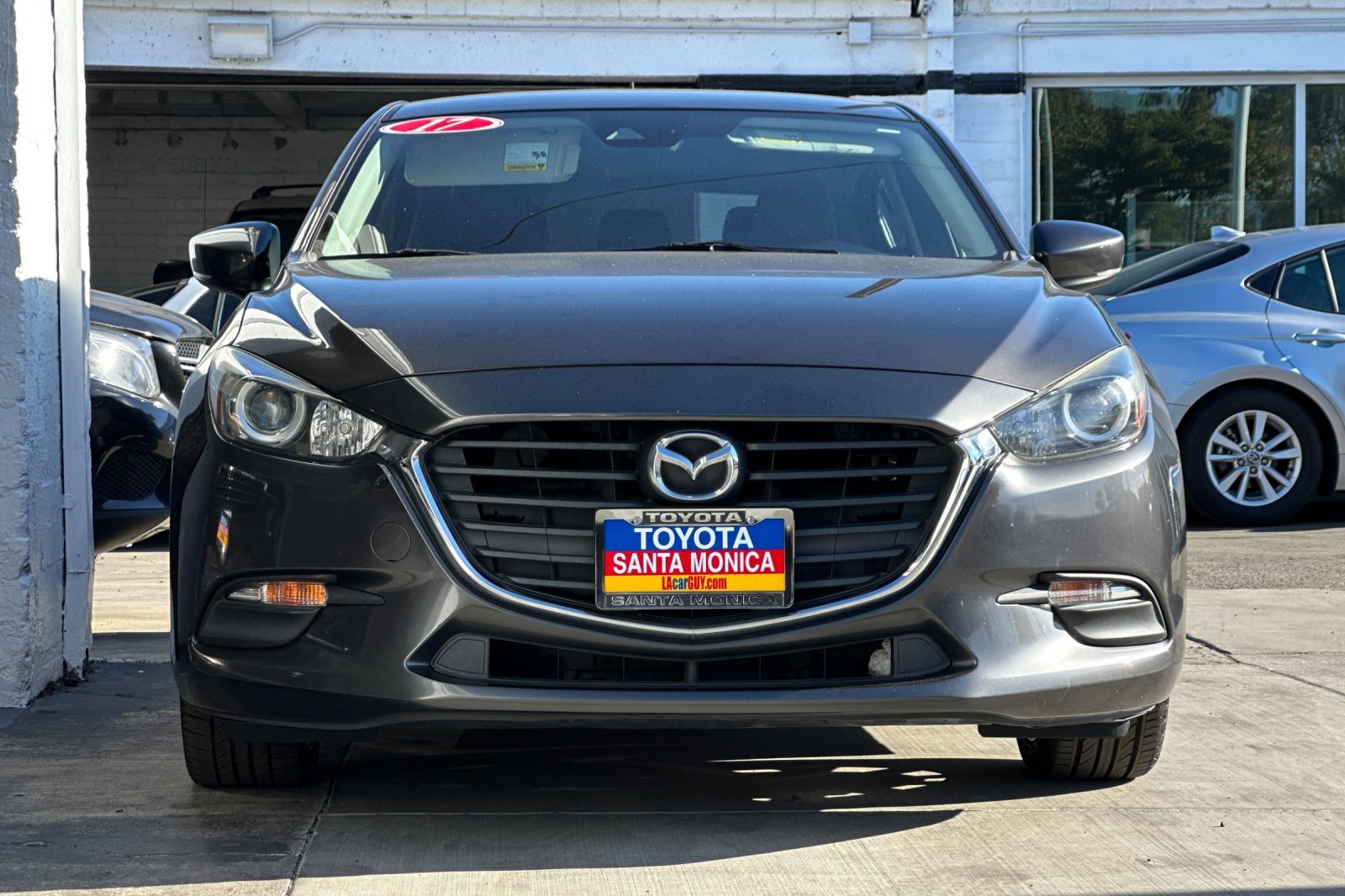 Used 2017 MAZDA MAZDA3 Touring image 9