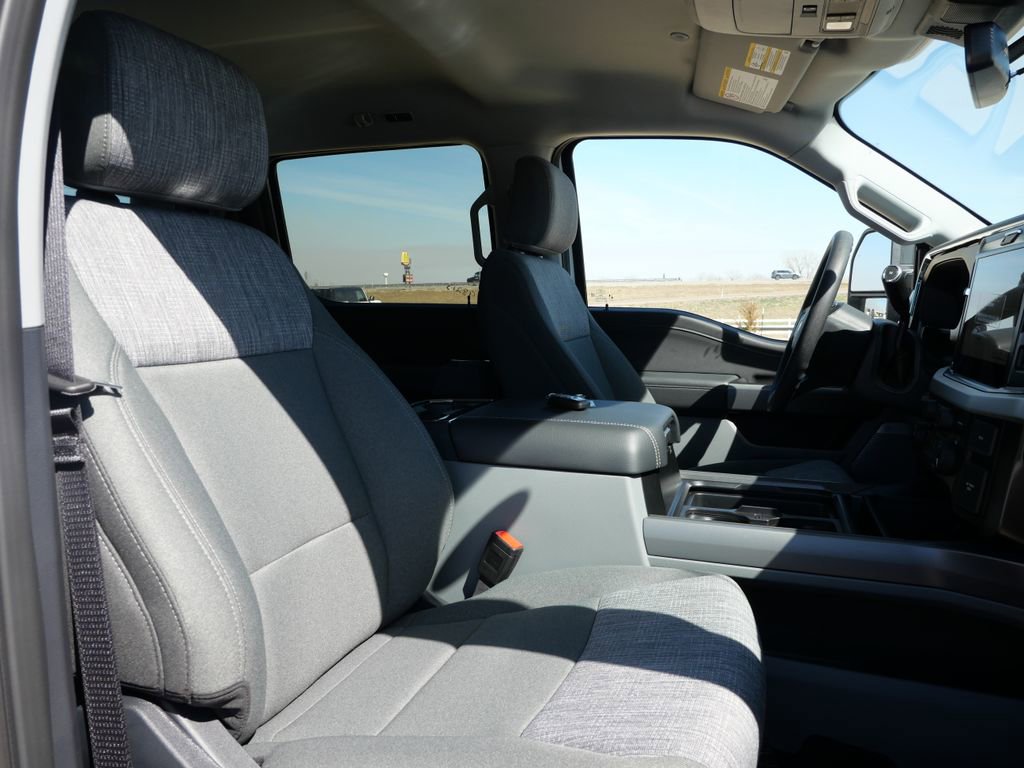 New 2026 Ford F250 XLT w/ XLT Premium Package image 22