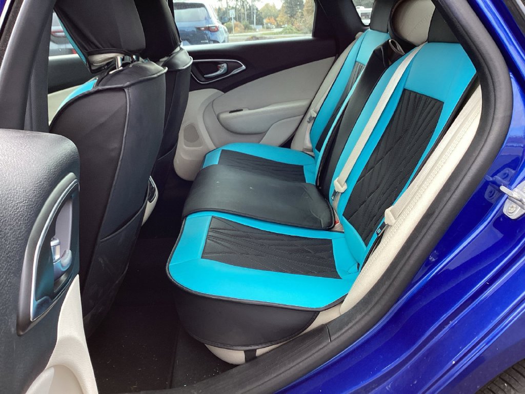 Used 2016 Chrysler 200 Limited w/ Anniversary Edition FWD image 17