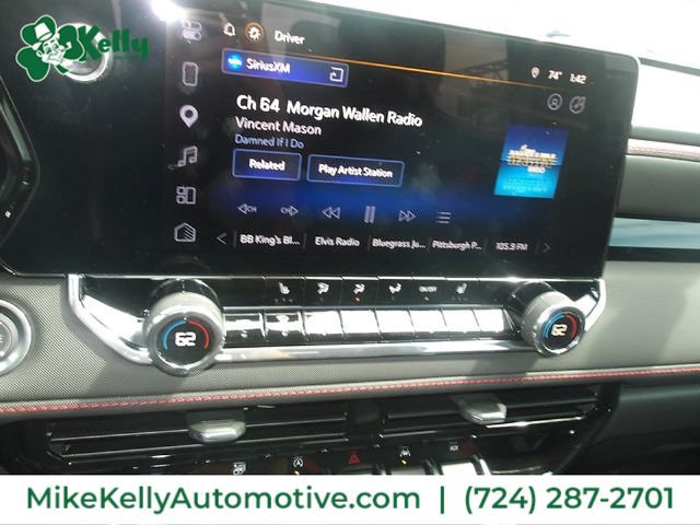 Used 2026 Chevrolet Colorado Z71 AWD/4WD image 16